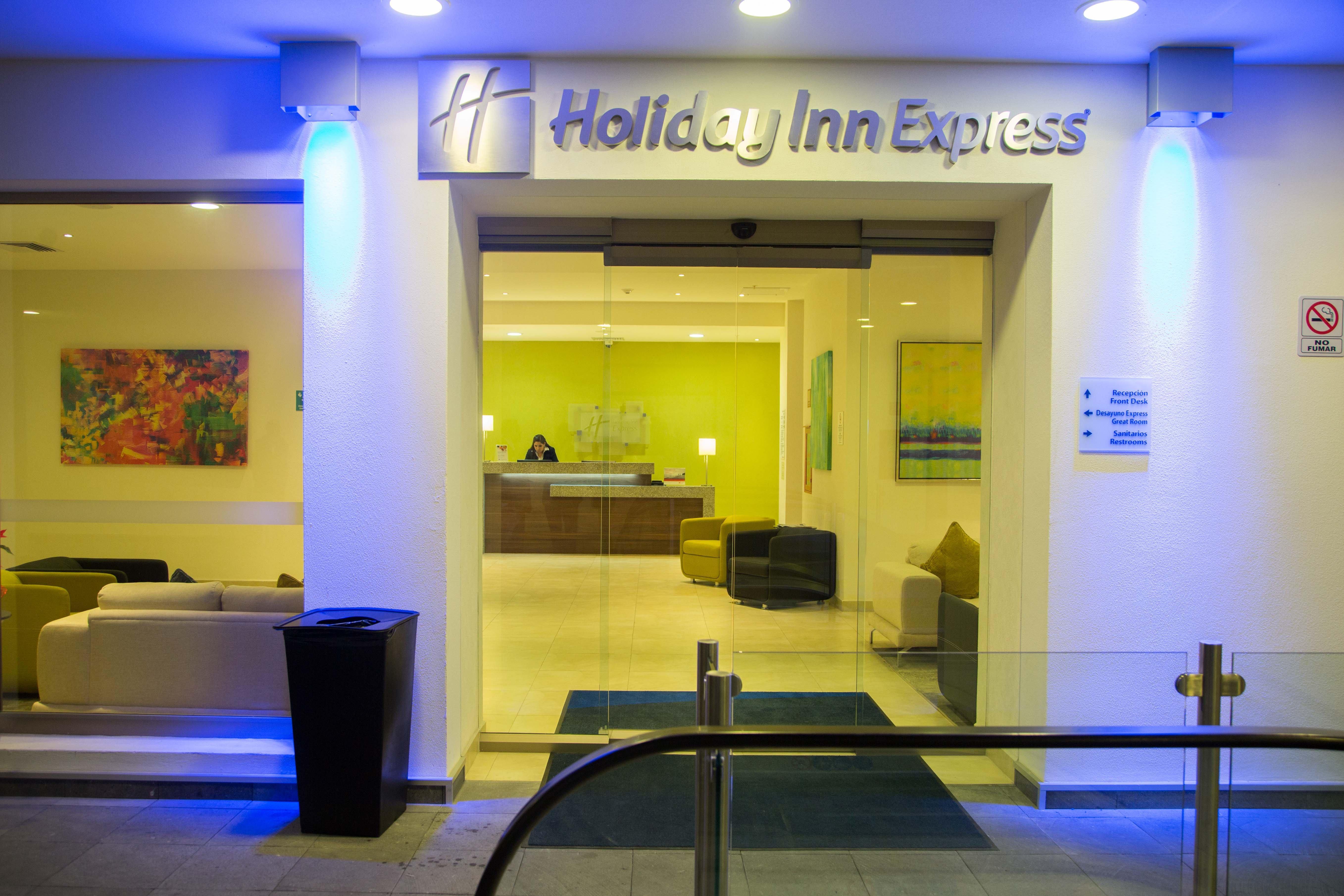 Holiday Inn Express Xalapa By Ihg Exterior foto